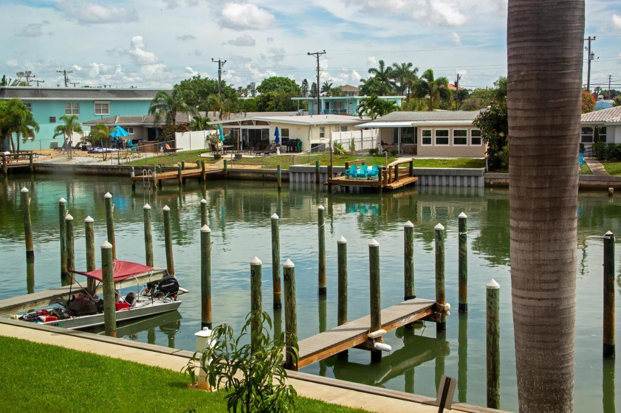 Bayside Inn And Marina Treasure Island Bagian luar foto