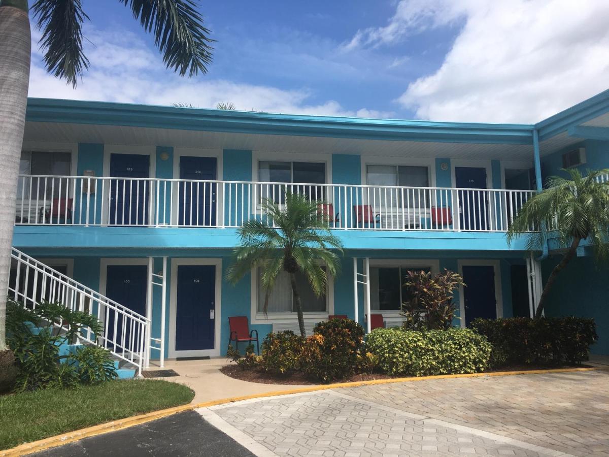 Bayside Inn And Marina Treasure Island Bagian luar foto