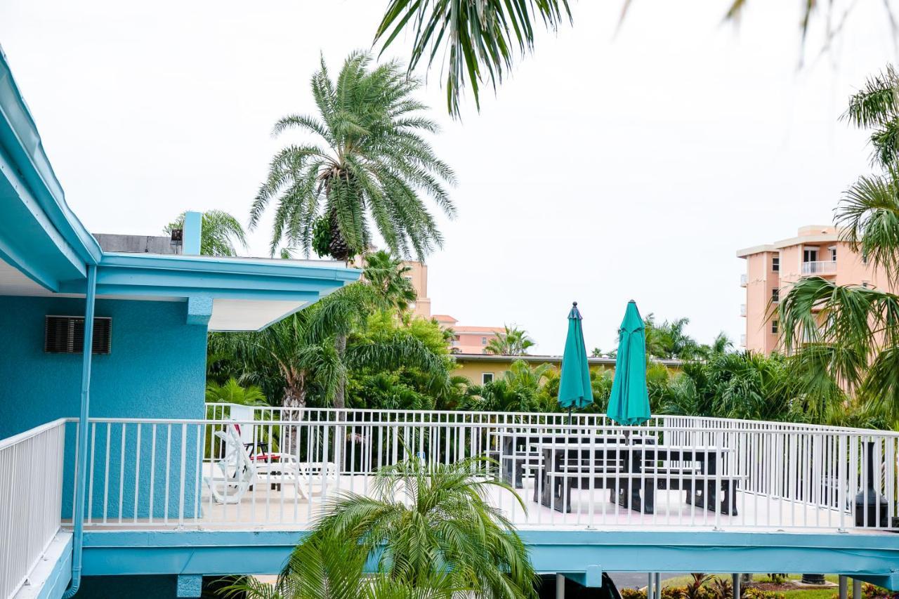 Bayside Inn And Marina Treasure Island Bagian luar foto