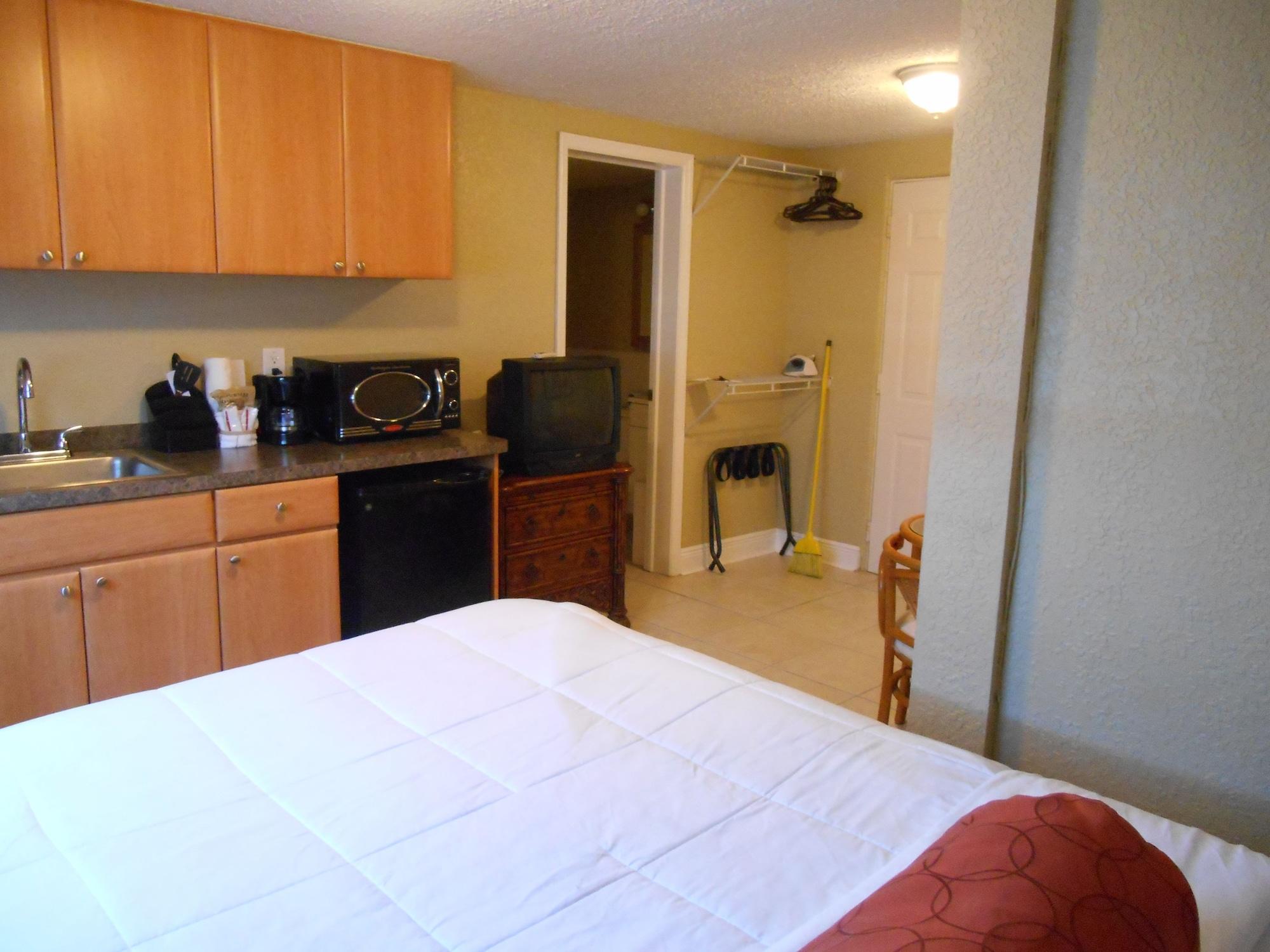 Bayside Inn And Marina Treasure Island Bagian luar foto