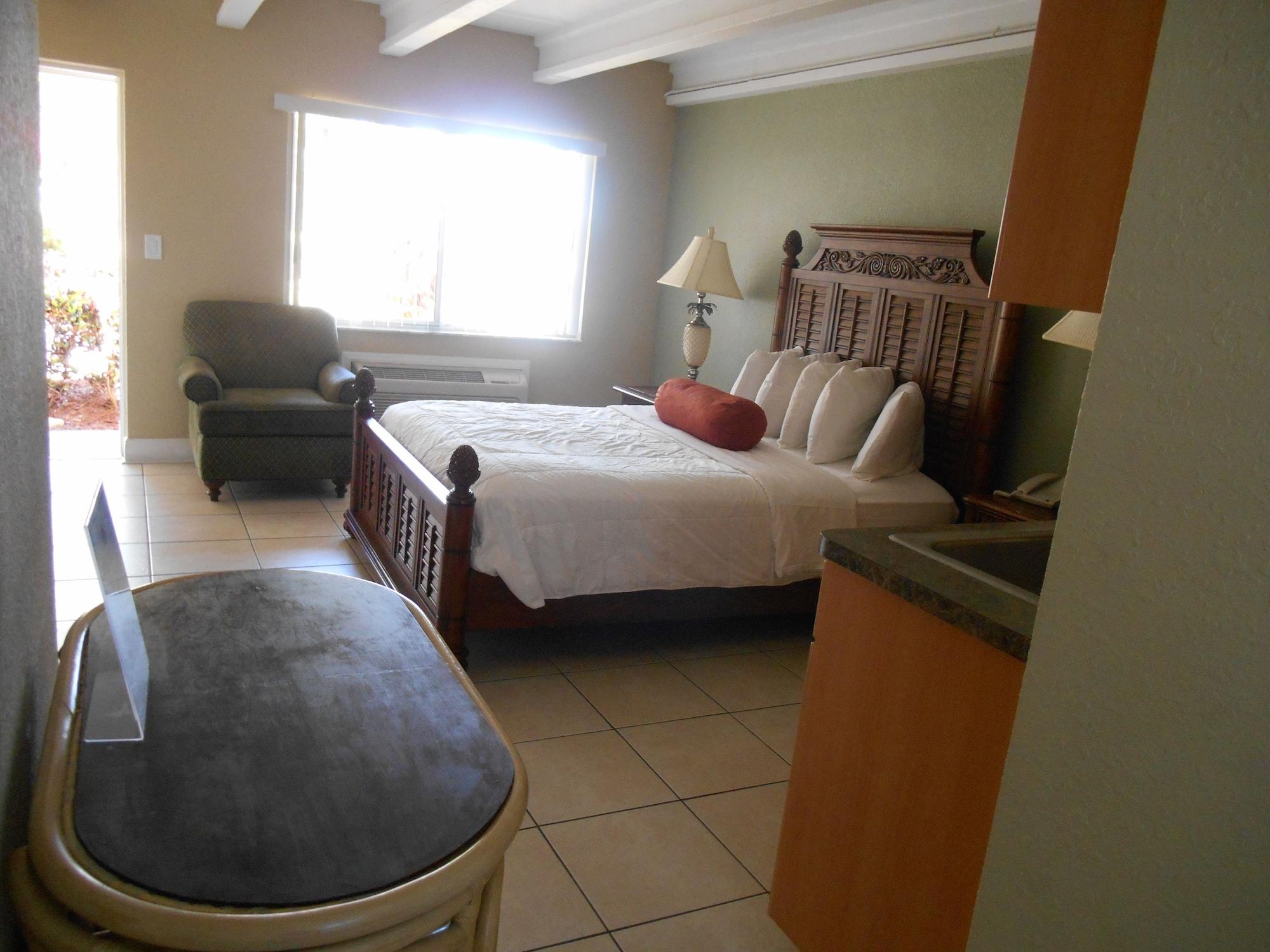 Bayside Inn And Marina Treasure Island Bagian luar foto