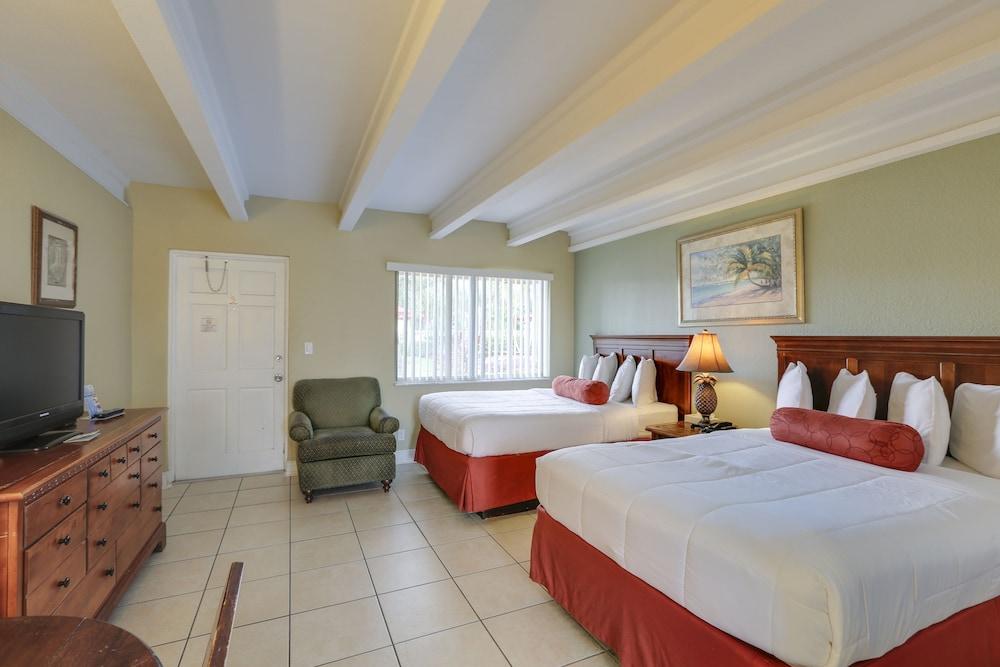 Bayside Inn And Marina Treasure Island Bagian luar foto