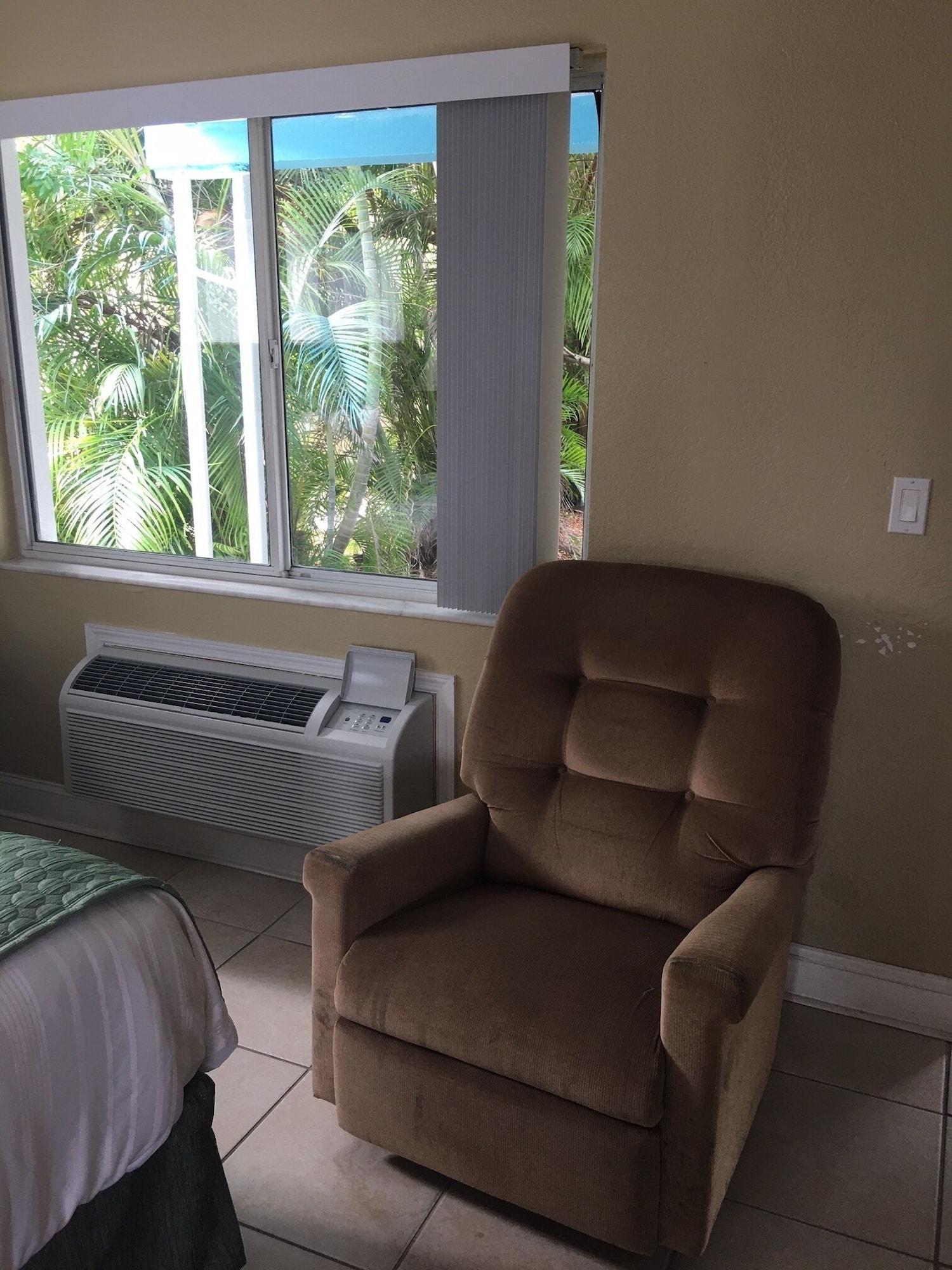 Bayside Inn And Marina Treasure Island Bagian luar foto