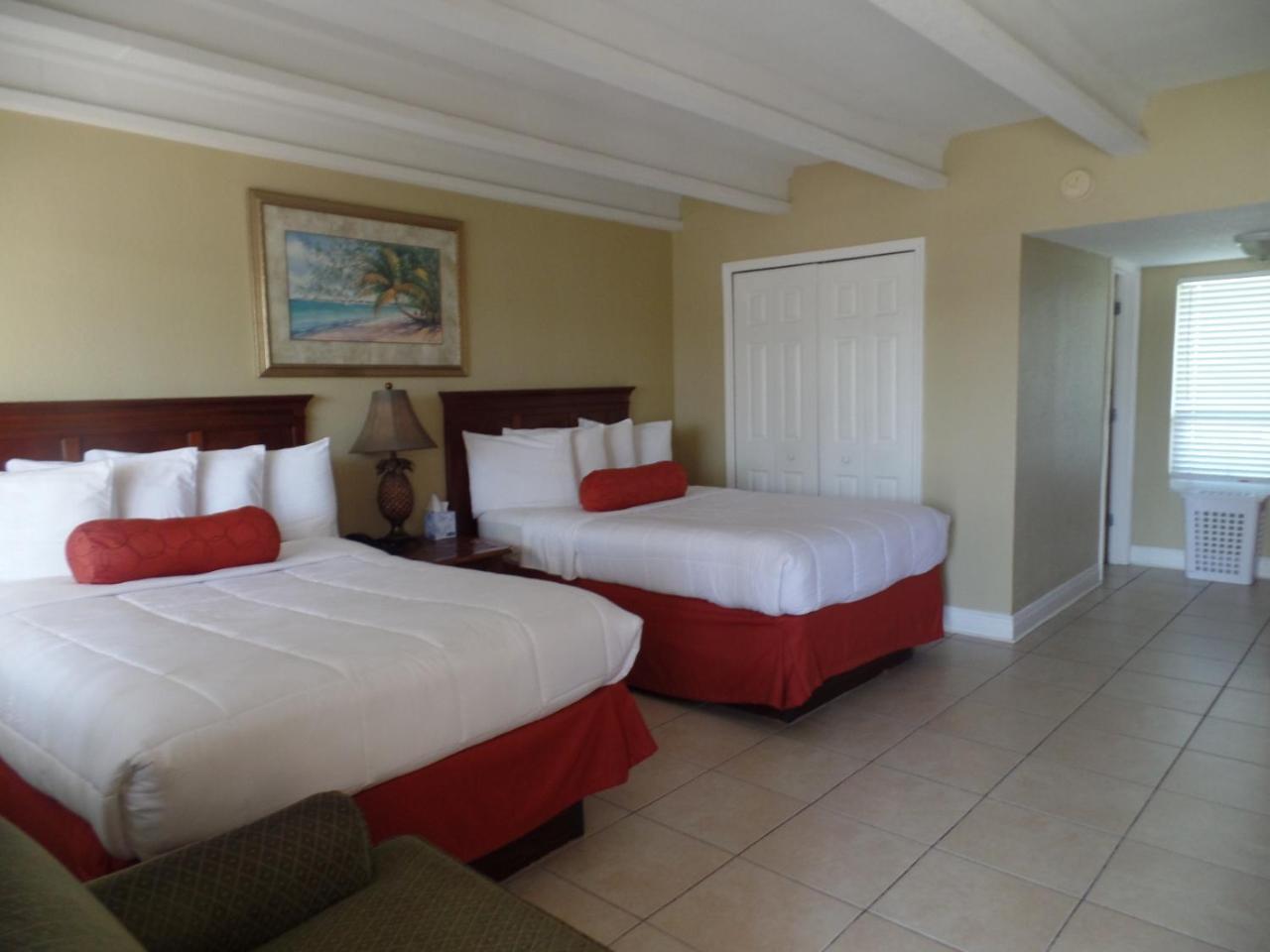 Bayside Inn And Marina Treasure Island Bagian luar foto