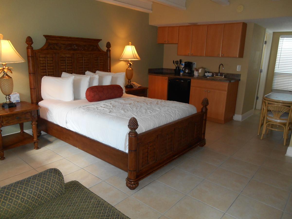 Bayside Inn And Marina Treasure Island Bagian luar foto